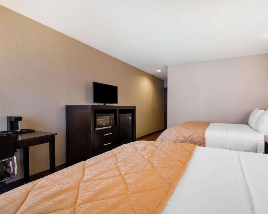 Greenstay Inn & Suites Court View سبرينغفيلد المظهر الخارجي الصورة