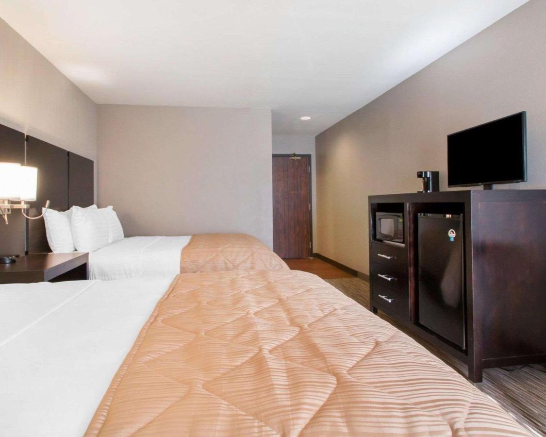 Greenstay Inn & Suites Court View سبرينغفيلد المظهر الخارجي الصورة