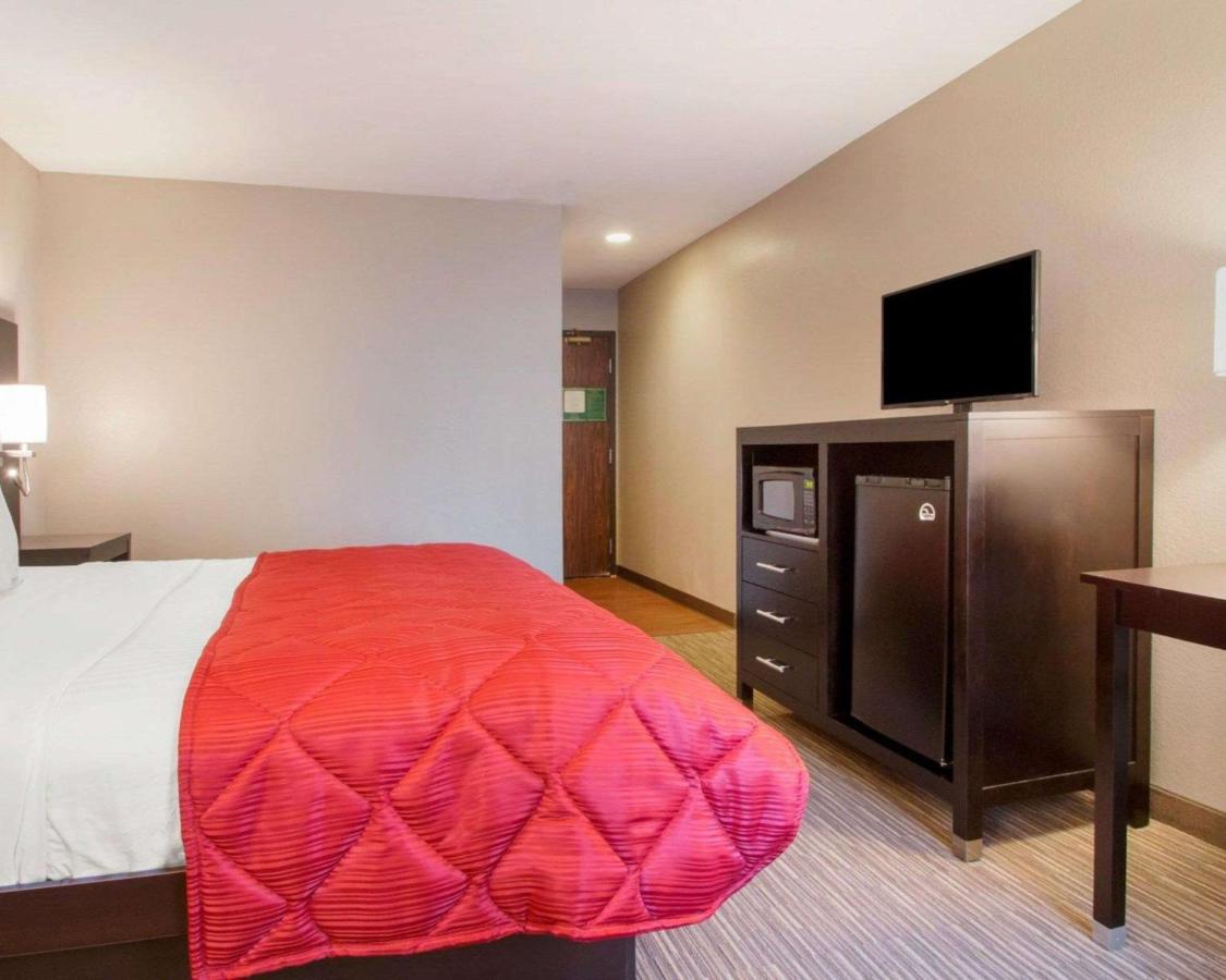 Greenstay Inn & Suites Court View سبرينغفيلد المظهر الخارجي الصورة