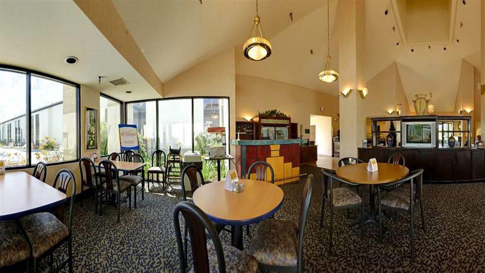 Greenstay Inn & Suites Court View سبرينغفيلد المظهر الخارجي الصورة