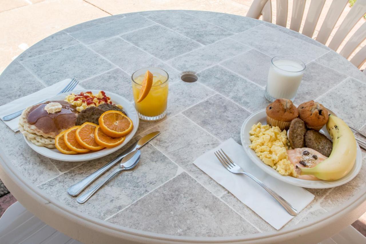 Greenstay Inn & Suites Court View سبرينغفيلد المظهر الخارجي الصورة
